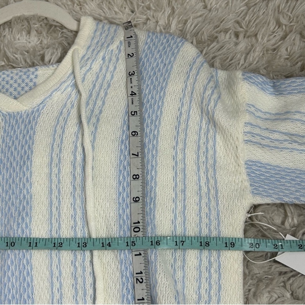 One Grey Day Soft Striped Hooded Pullover Sweater NWT - Picture 11 of 12